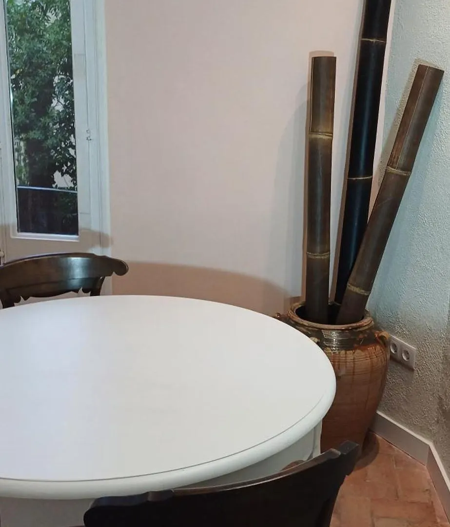 Feelhomevic, Apartamento Centro Historico Vic